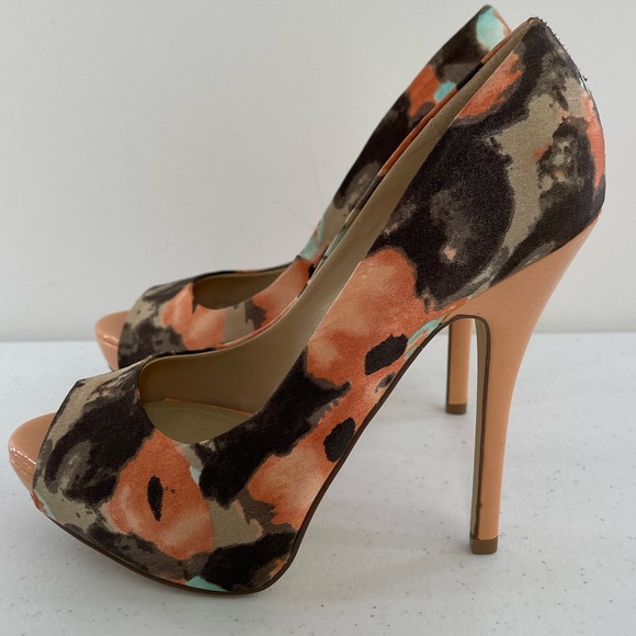 Aldo pumps size 6 - Picture 6 of 7